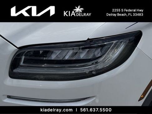 Used 2019 Lincoln Nautilus Reserve FWD image 6