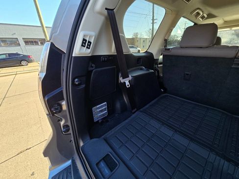 Used 2023 Lexus GX 460 Premium image 17