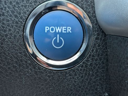 Used 2018 Toyota Highlander Limited Platinum AWD/4WD image 21