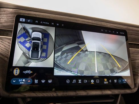 Used 2022 Rivian R1T Adventure AWD/4WD image 22
