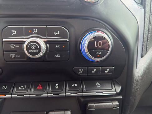 Used 2019 GMC Sierra 1500 SLT AWD/4WD image 46