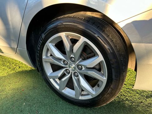 Used 2019 Chevrolet Impala LT image 39