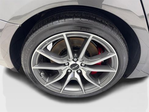 Used 2025 Genesis G70 2.5T image 86