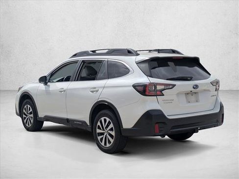 Used 2022 Subaru Outback Premium image 7