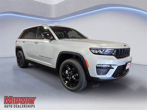 New 2025 Jeep Grand Cherokee Limited w/ Luxury Tech Group II image 7