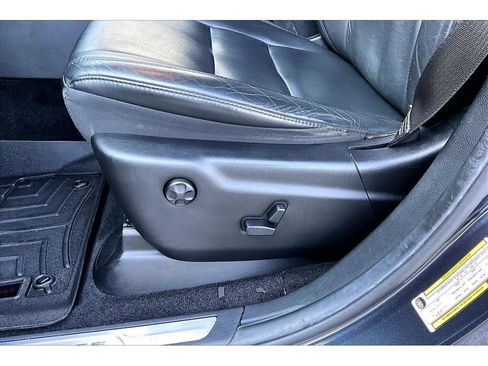 Used 2014 Dodge Durango Limited w/ Nav & Power Liftgate Group RWD image 29