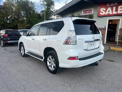 Used 2010 Lexus GX 460 image 3