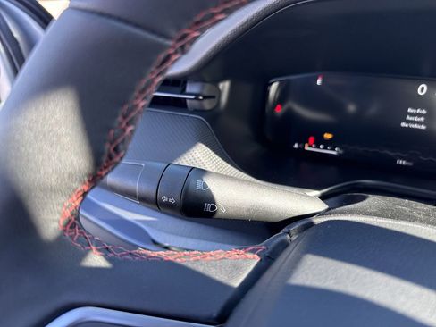 New 2026 Jeep Compass Trailhawk w/ Sun, Sound & Navigation Group image 31