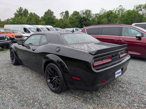 Used 2023 Dodge Challenger SRT Hellcat RWD image 3