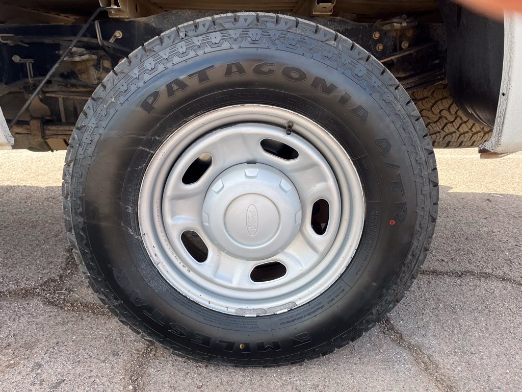 Used 2010 Ford F250 XL AWD/4WD image 12
