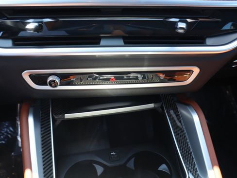 Used 2025 BMW X6 M60i image 25