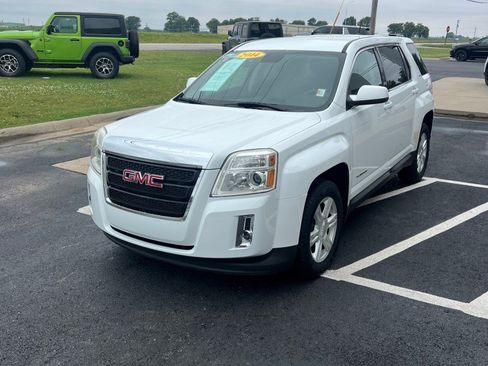 Used 2014 GMC Terrain SLE FWD image 4