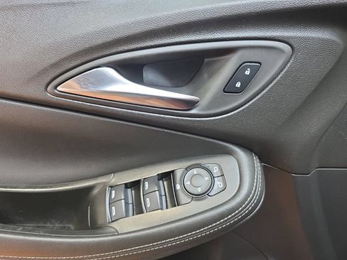 Used 2024 Buick Encore GX Preferred FWD image 18