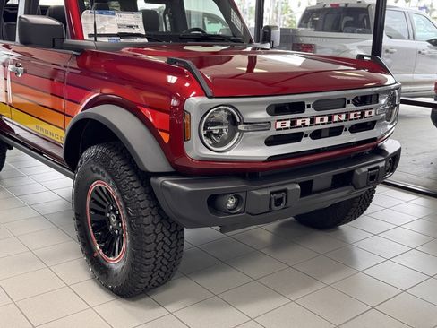 New 2025 Ford Bronco Big Bend w/ Black Diamond Package image 3
