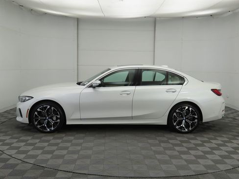 Used 2025 BMW 330i Sedan w/ Convenience Package image 9