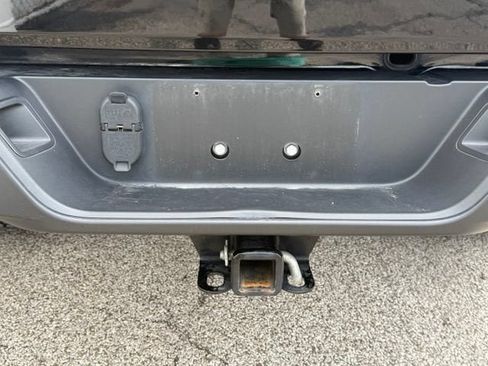 Used 2022 Jeep Gladiator Mojave w/ LED Lighting Group AWD/4WD image 13