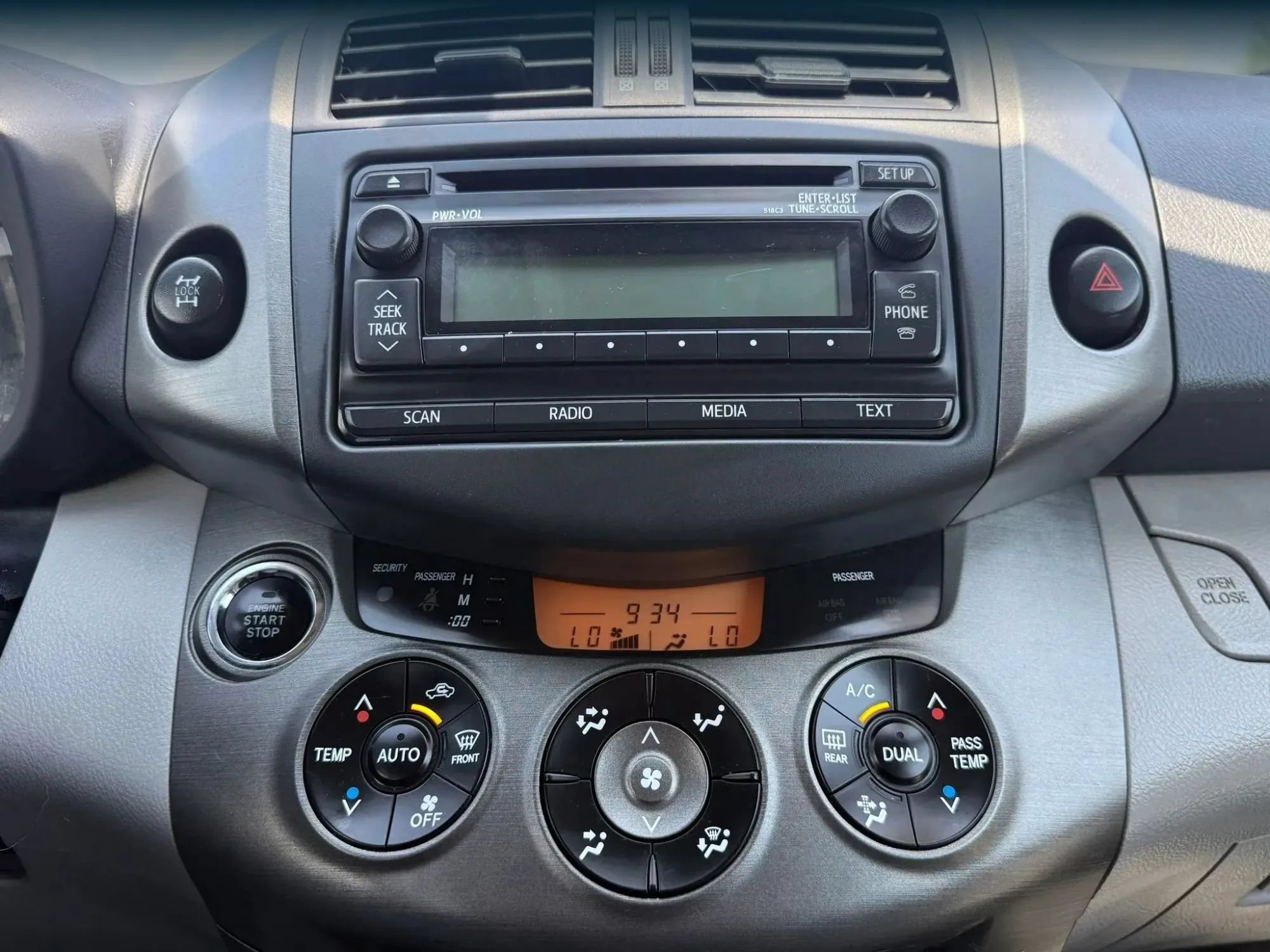 Used 2012 Toyota RAV4 Limited w/ Premium Plus Value Pkg AWD/4WD image 27