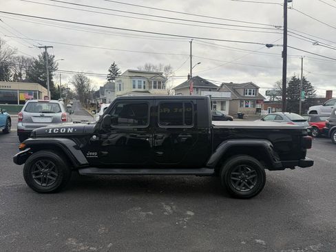 Used 2021 Jeep Gladiator Overland w/ Popular Equipment Package AWD/4WD image 5