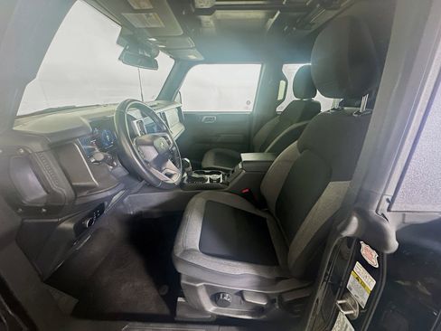 Used 2025 Ford Bronco Big Bend image 13
