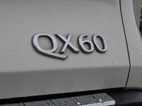 Certified 2023 INFINITI QX60 Luxe w/ Performance Audio Package AWD/4WD image 19