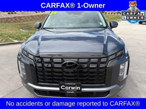 Used 2024 Hyundai Palisade Limited AWD/4WD image 2