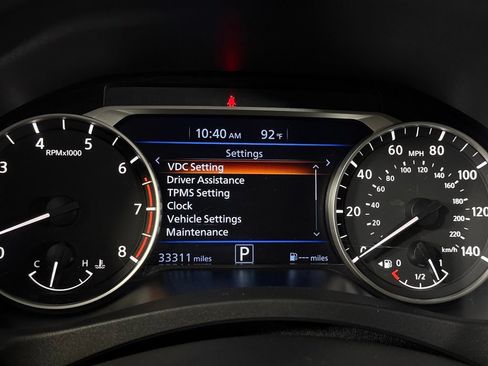 Used 2025 Nissan Altima 2.5 SV FWD image 15