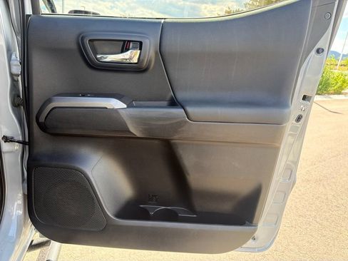 Used 2017 Toyota Tacoma TRD Pro AWD/4WD image 14