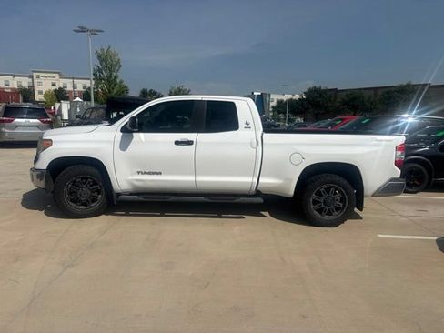 Used 2014 Toyota Tundra SR5 w/ SR5 Upgrade Package RWD image 6