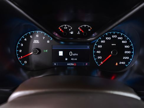 Used 2022 GMC Canyon Denali AWD/4WD image 14
