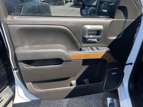 Used 2019 Chevrolet Silverado 2500 LTZ w/ Duramax Plus Package AWD/4WD image 5