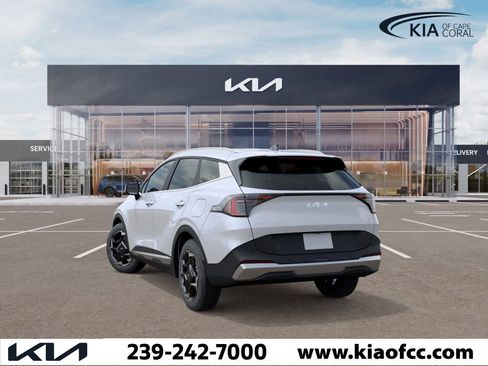 New 2026 Kia Sportage EX image 4