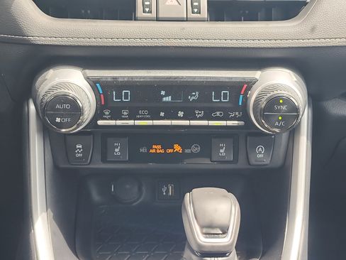 Used 2024 Toyota RAV4 XLE Premium w/ Weather Package AWD/4WD image 18