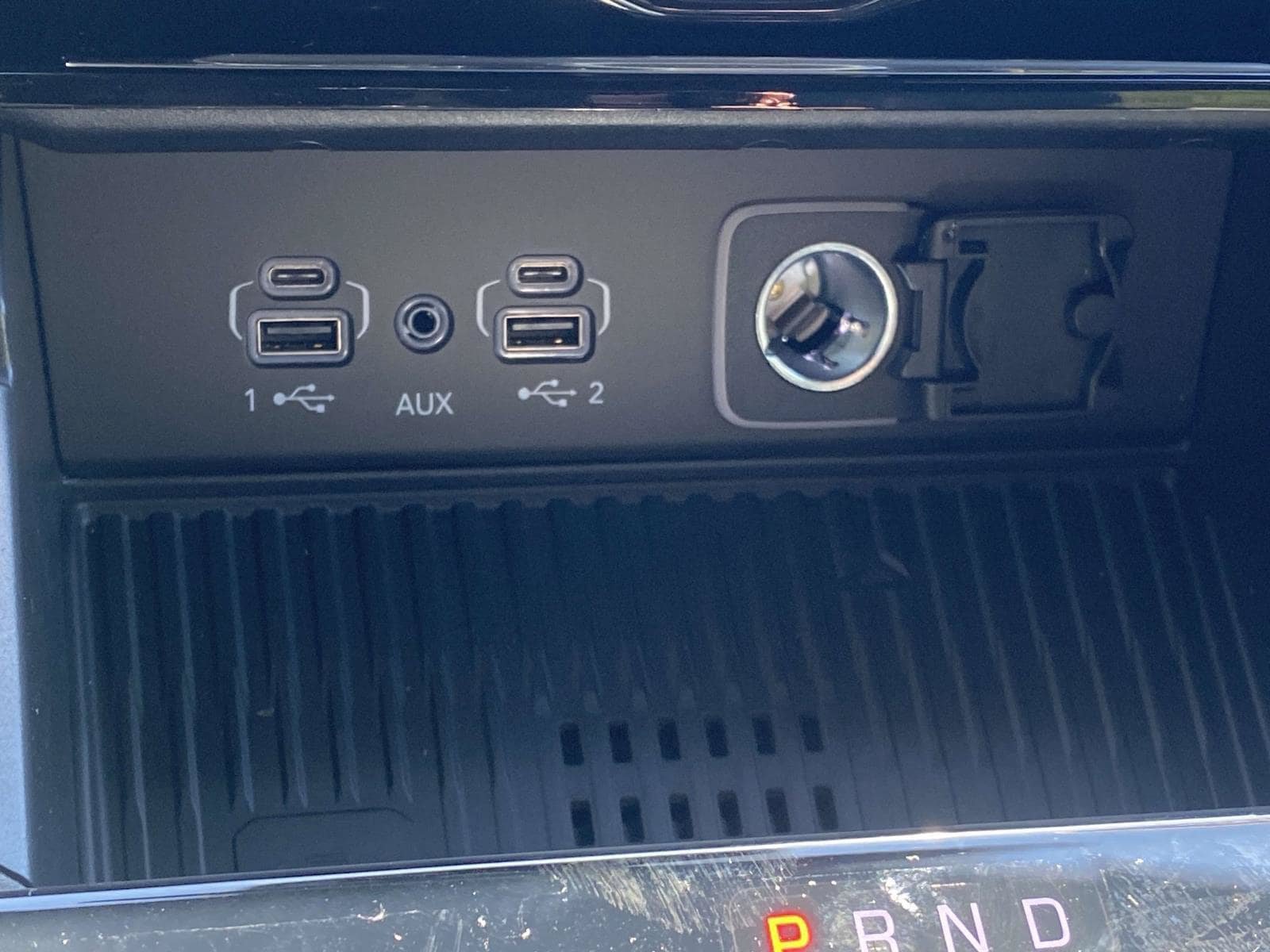 New 2027 Jeep Grand Cherokee Altitude RWD image 25