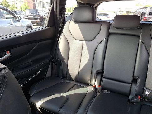 Used 2023 Hyundai Santa Fe SEL w/ Premium Package AWD/4WD image 12