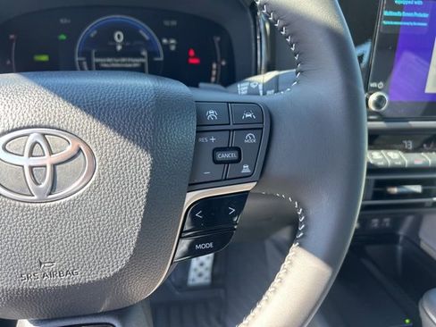 New 2026 Toyota Camry SE FWD image 20