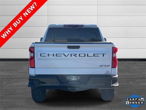 Used 2025 Chevrolet Silverado 1500 ZR2 w/ Technology Package image 4