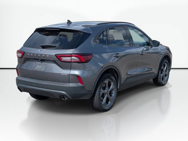 Used 2025 Ford Escape ST-Line Select AWD/4WD image 7