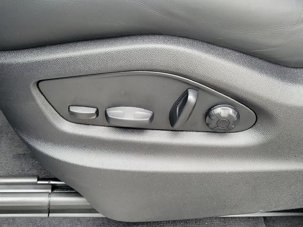 Certified 2026 Porsche Cayenne Coupe AWD/4WD image 28