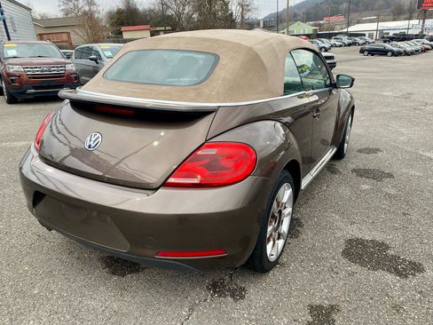 Used 2013 Volkswagen Beetle 2.5 image 6