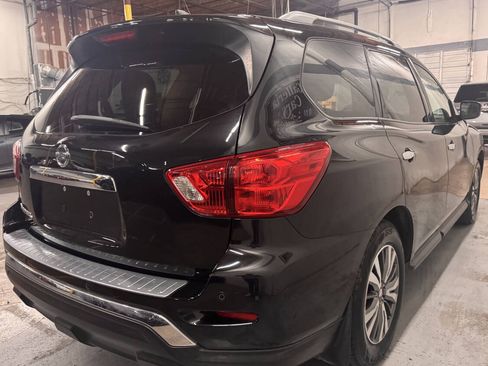 Used 2020 Nissan Pathfinder S FWD image 7