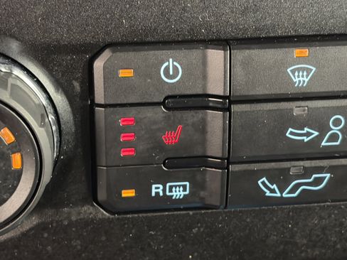 Used 2019 Ford F150 XLT w/ Equipment Group 302A Luxury image 23