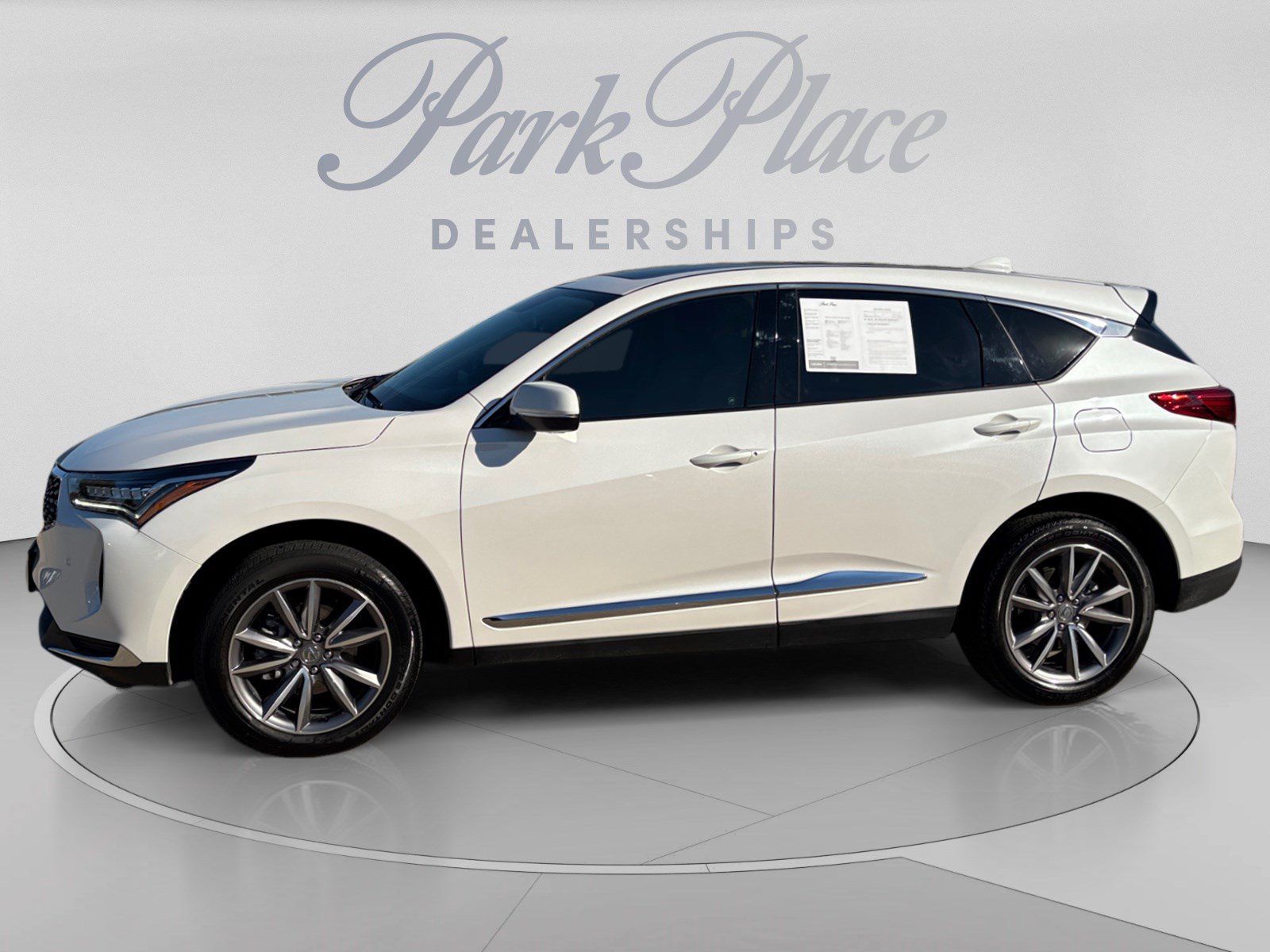 Used 2023 Acura RDX w/ Technology Package FWD image 2