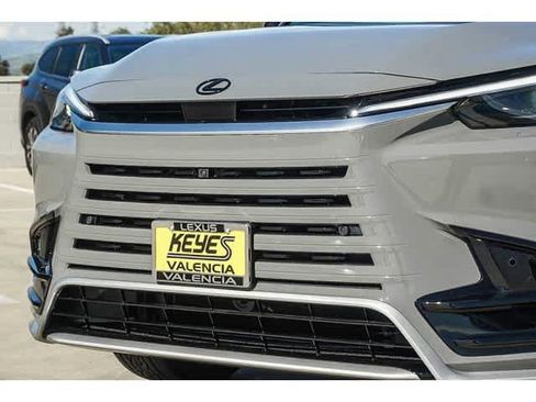 Certified 2026 Lexus TX 500h AWD w/ Technology Package image 16