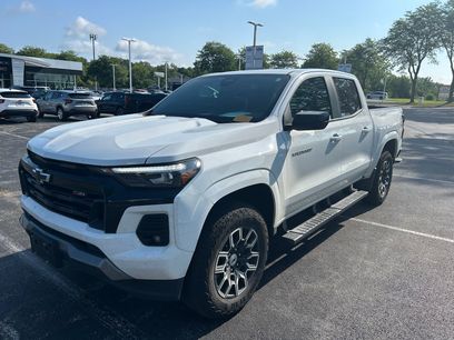 Used 2024 Chevrolet Colorado Z71 w/ Z71 Convenience Package 2