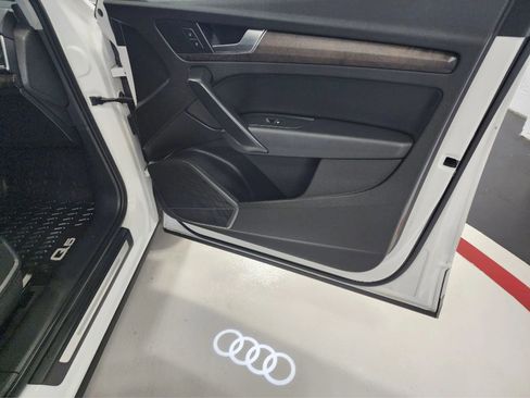 Used 2018 Audi Q5 2.0T Premium Plus w/ Premium Plus Package image 32