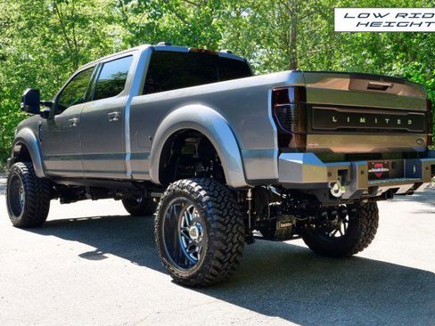 Used 2022 Ford F250 Limited image 19