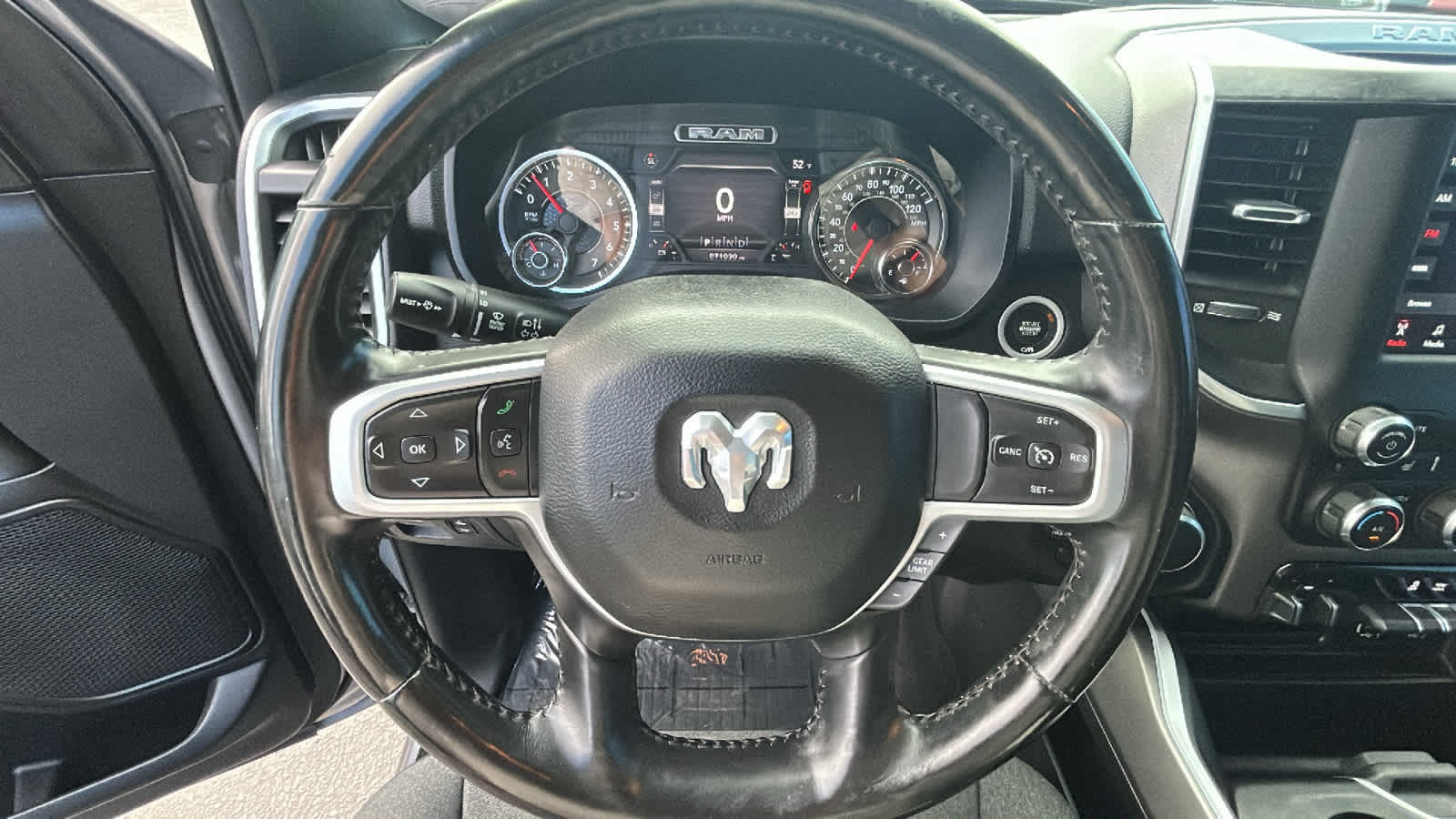 Used 2021 RAM 1500 Big Horn AWD/4WD image 18
