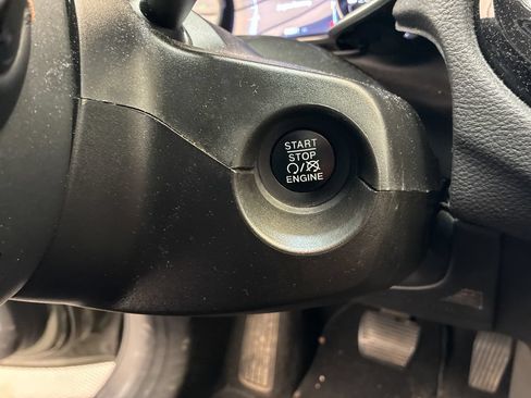 Used 2019 Jeep Compass Limited AWD/4WD image 25
