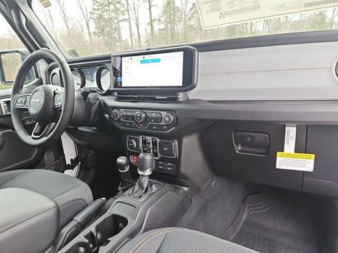 New 2026 Jeep Gladiator Sport AWD/4WD image 16