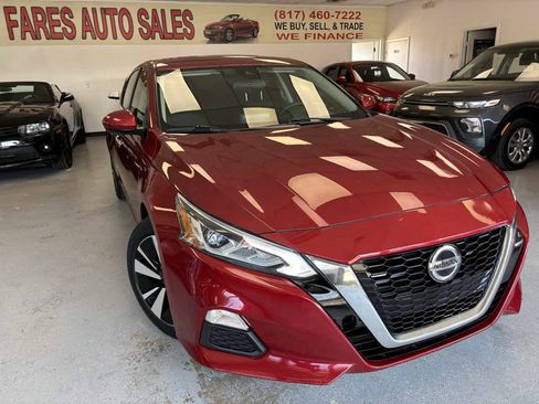 Used 2021 Nissan Altima 2.5 SV image 5